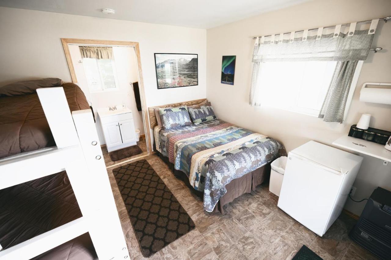 Cabin 3 Lynn View Lodge Haines Εξωτερικό φωτογραφία